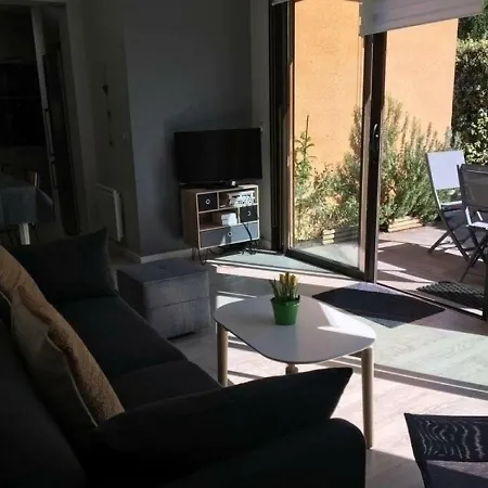Вилла House Jolie Petite Maison 2
